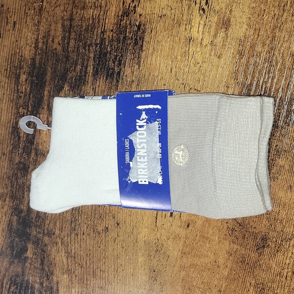 NWT Birkenstocks Tabora white/gray socks size 4-7.5